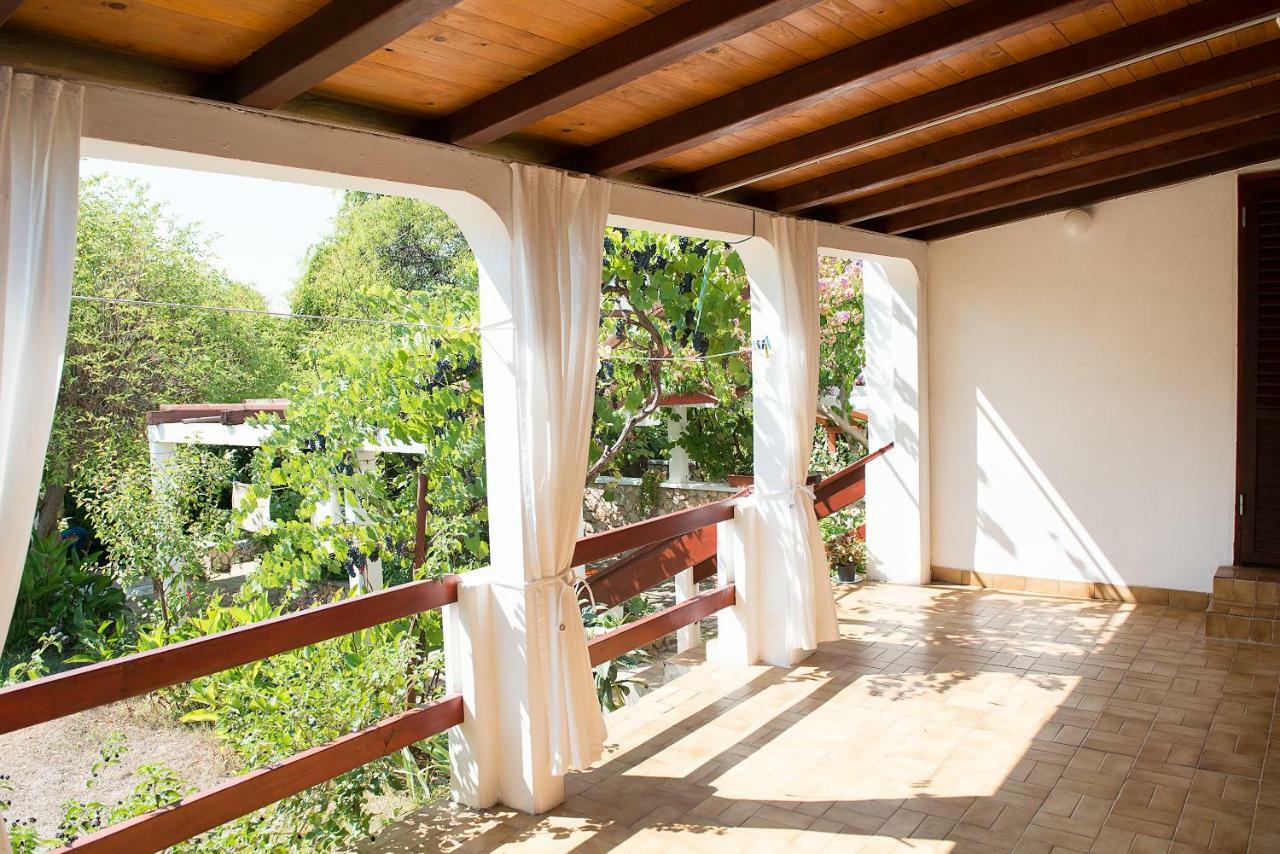 Apartments Lovor Silba Bagian luar foto