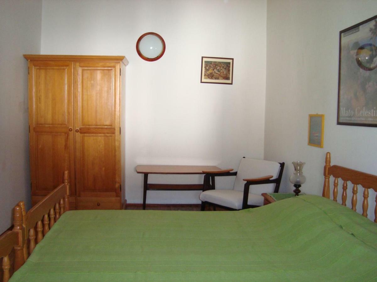 Apartments Lovor Silba Bagian luar foto