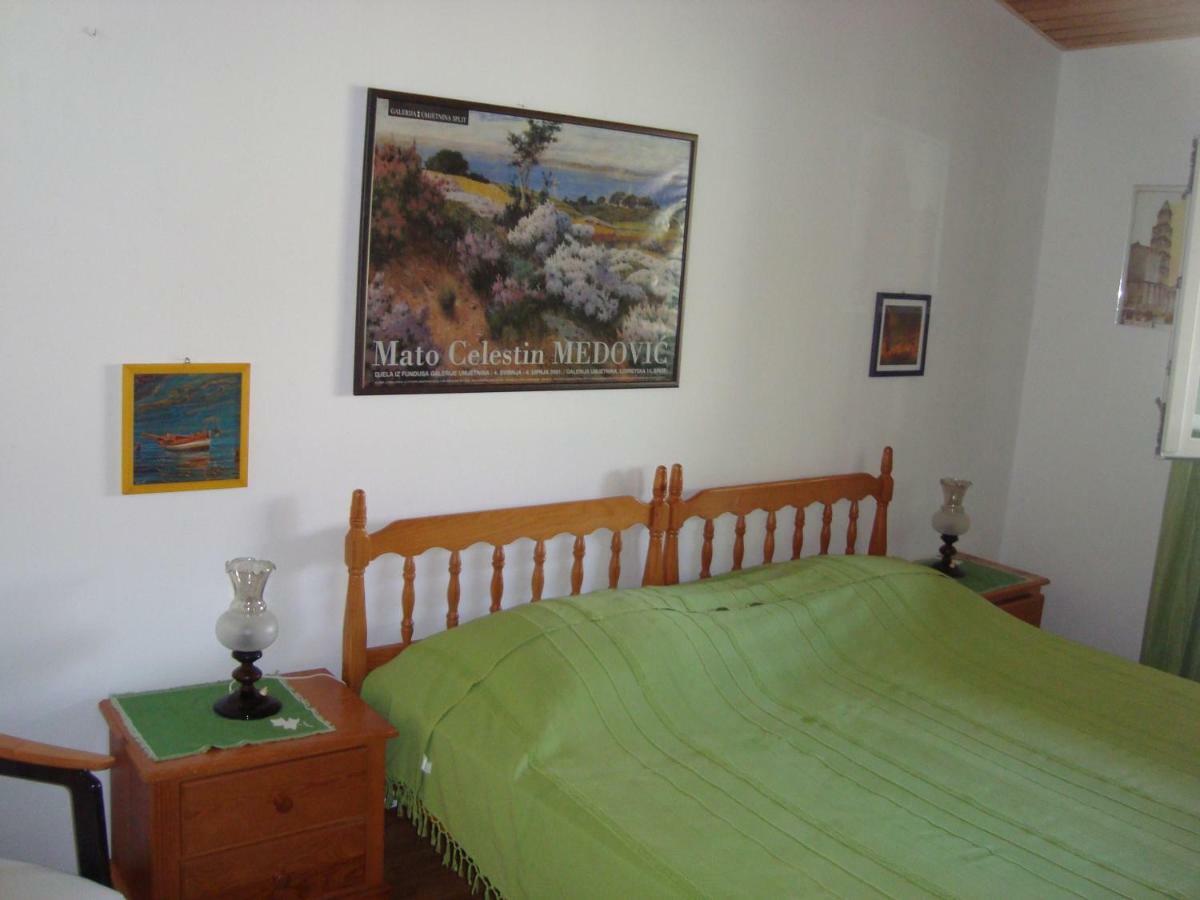 Apartments Lovor Silba Bagian luar foto