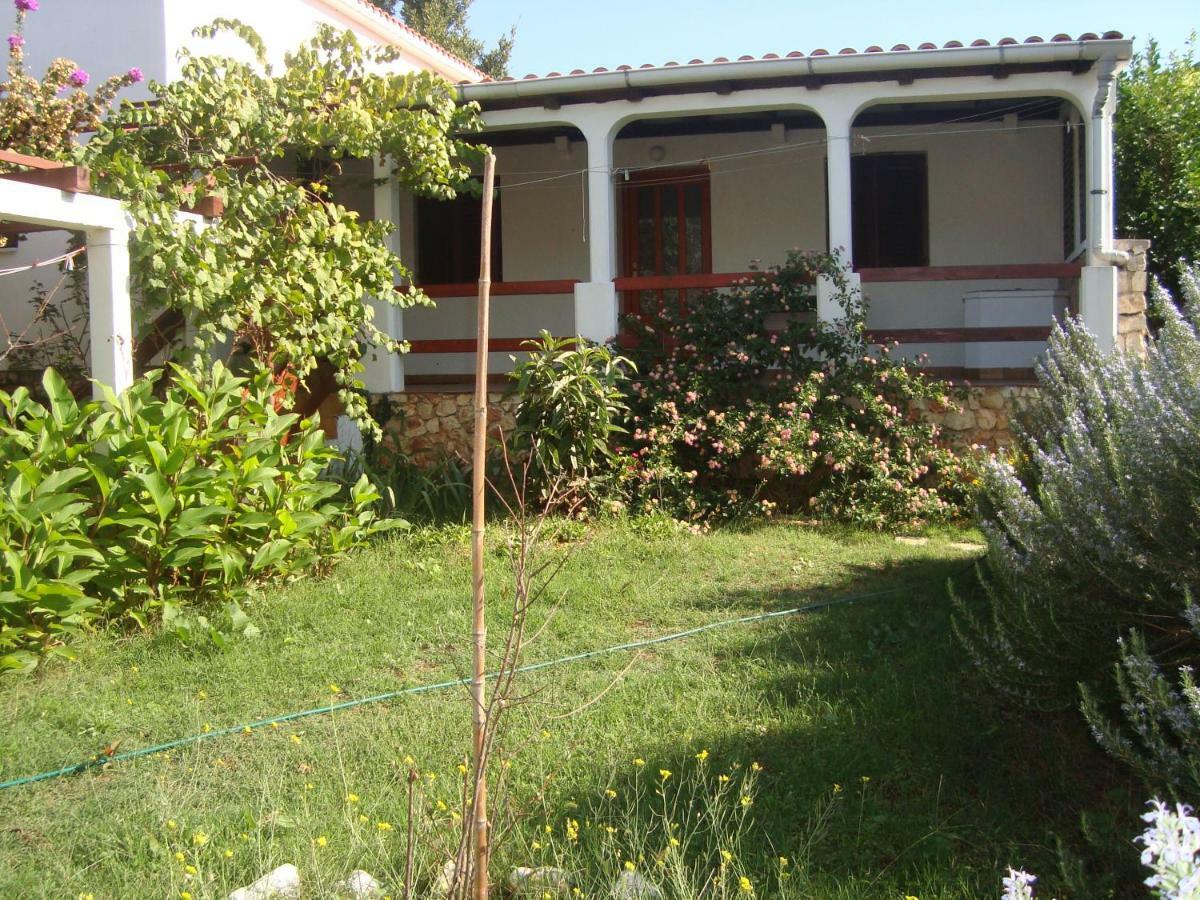 Apartments Lovor Silba Bagian luar foto