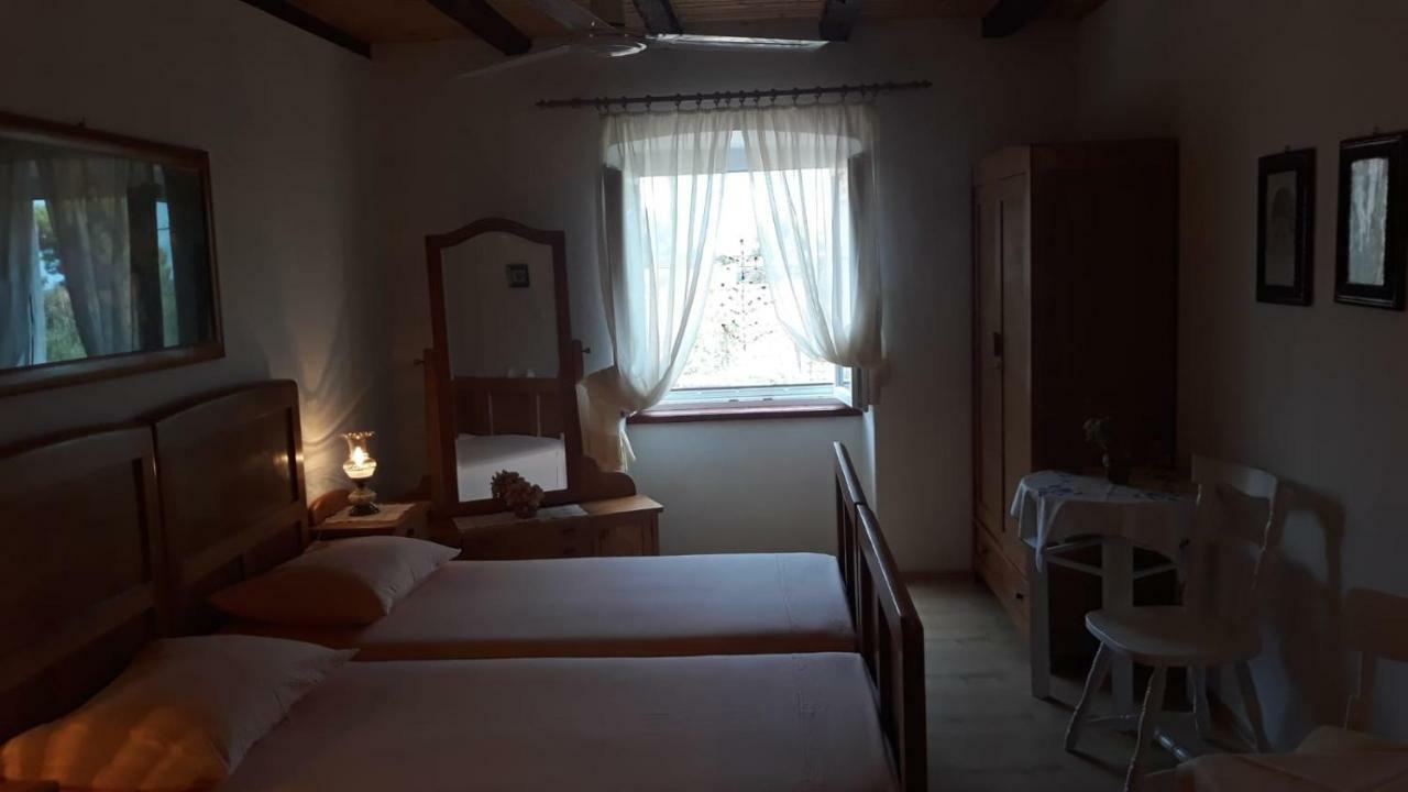Apartments Lovor Silba Bagian luar foto